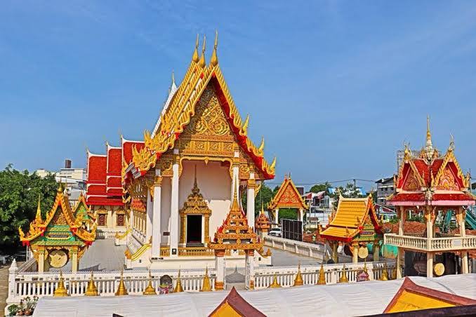 วัดศรีนวล