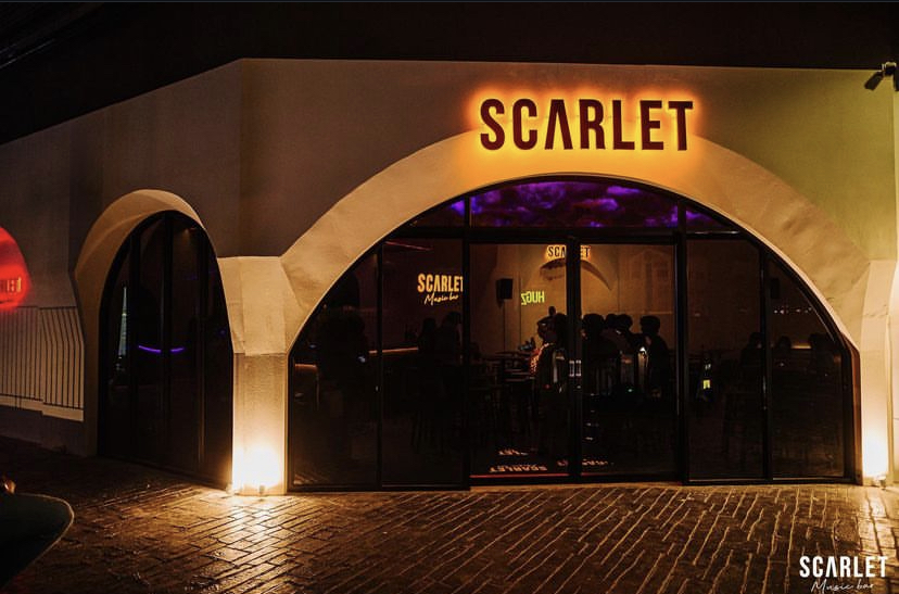 Scarlet Bar