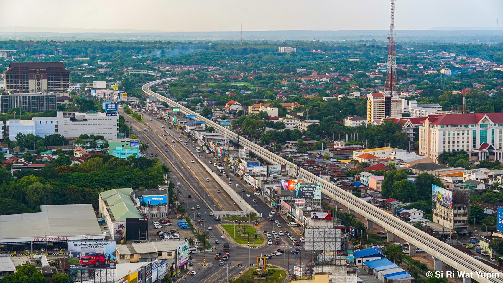 ชุมชนสามเหลี่ยม (หมอนขิดสามเหลี่ยม)