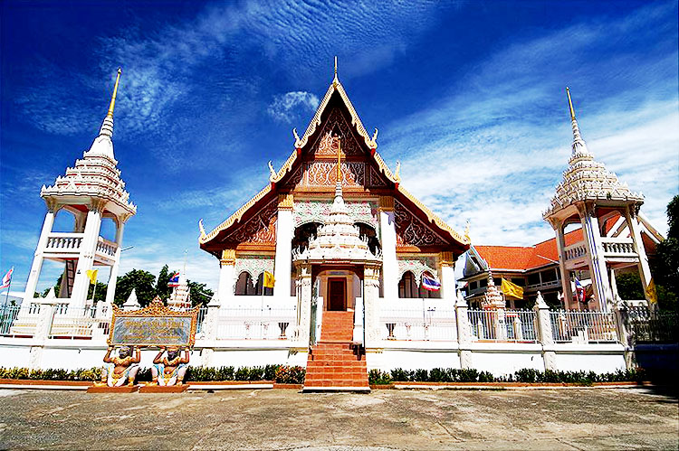 วัดกลาง