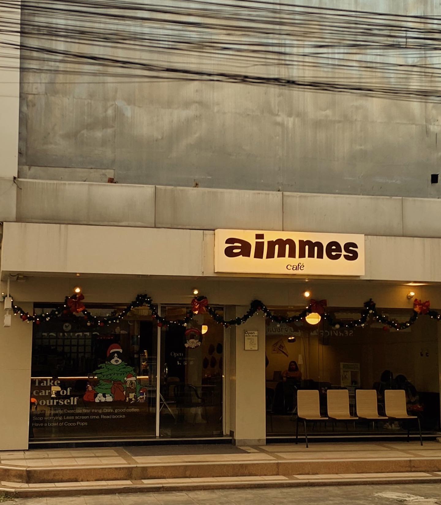 Aimmes cafe