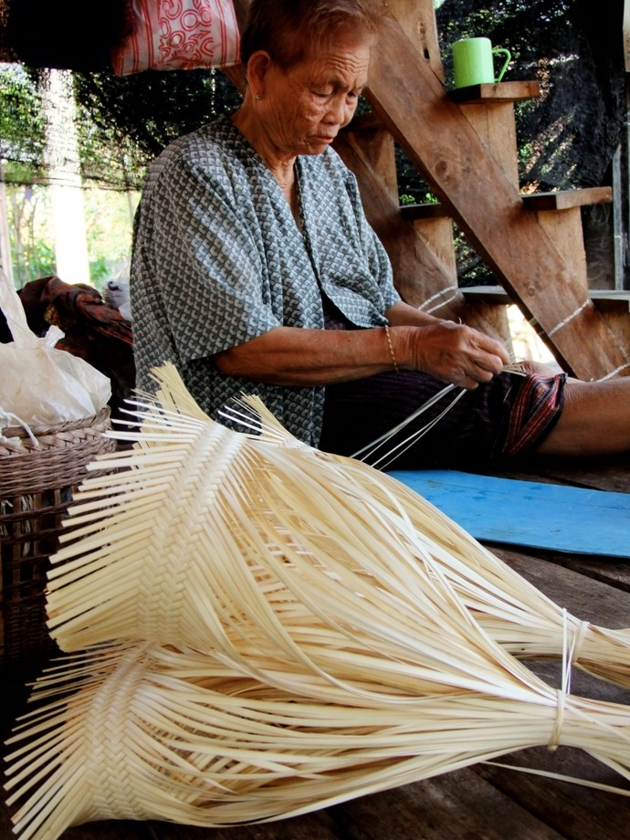 ชุมชนบ้านทุ่งนางโอก