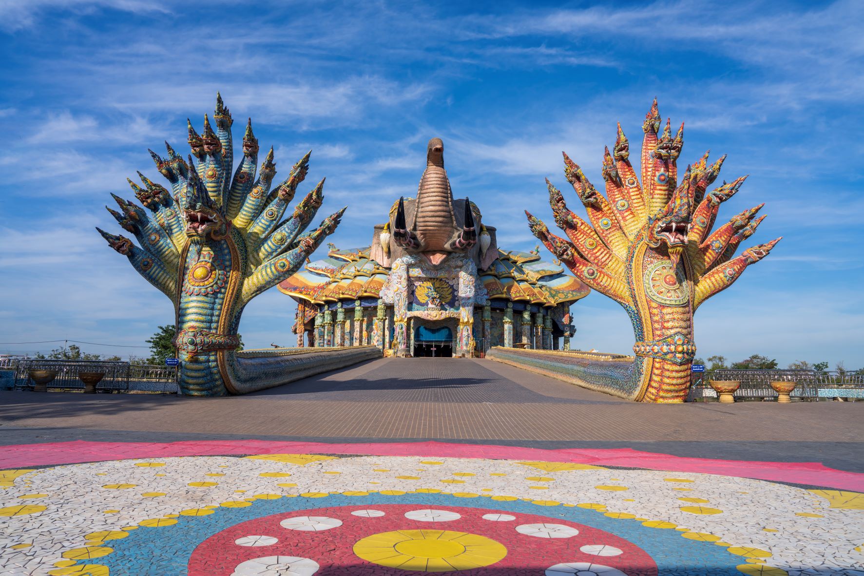 พิพิธภัณฑ์หลวงพ่อคูณ วัดบ้านไร่