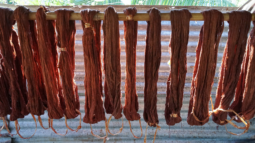 กลุ่มทอผ้าพื้นเมืองบ้านสะง้อ