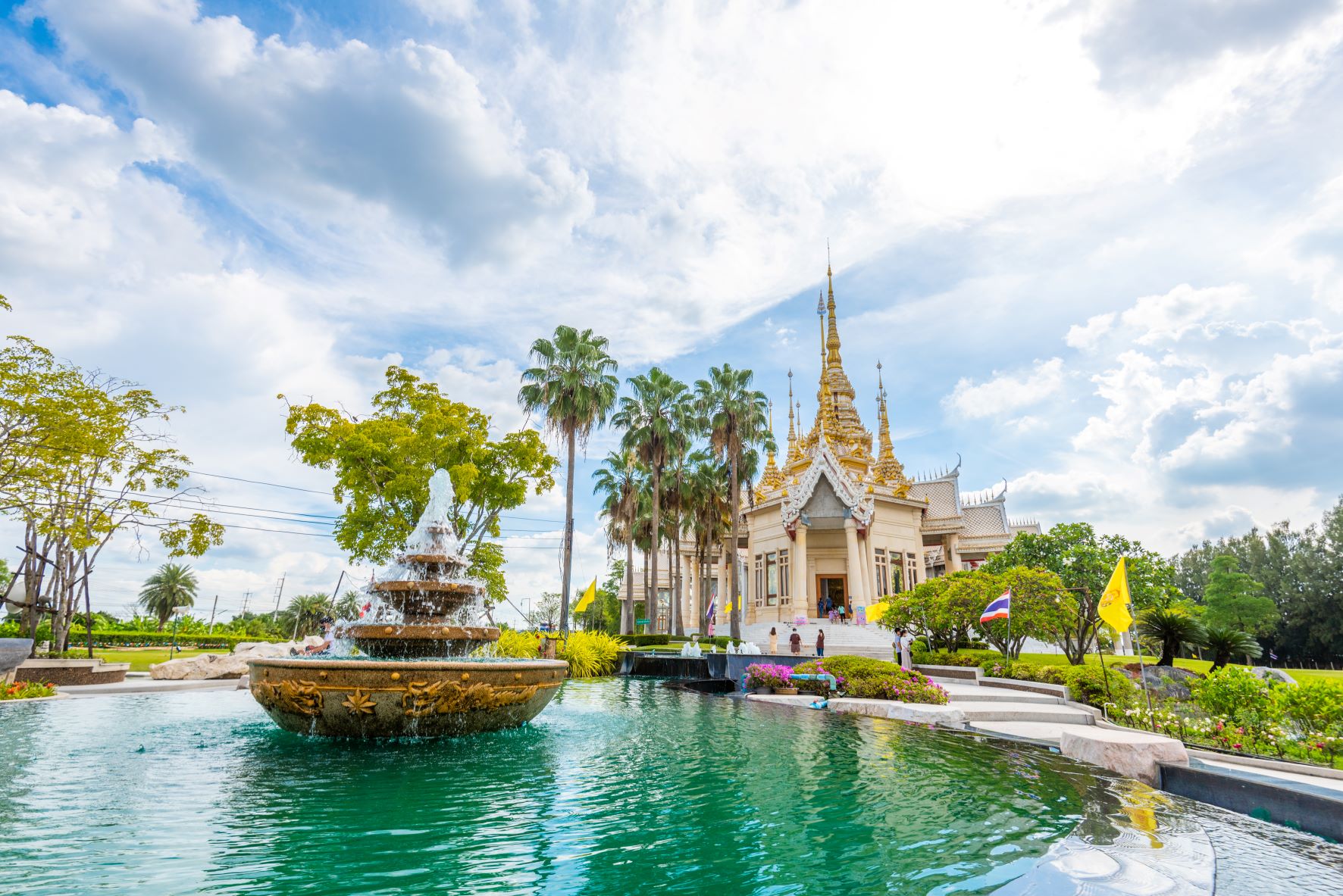 อุทยานลานบุญมหาวิหาร สมเด็จพระพุฒาจารย์ (โต พรหมรังสี)