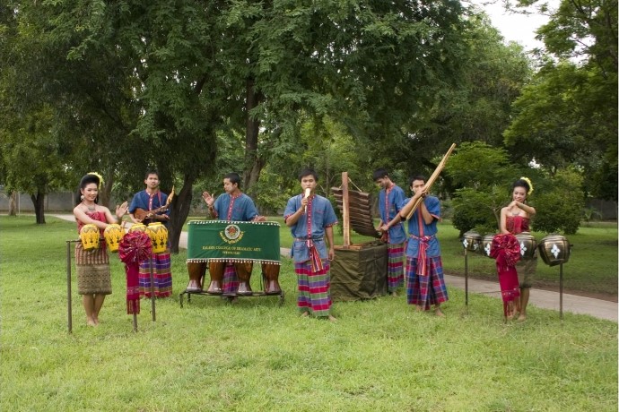 วงเวียนโปงลาง