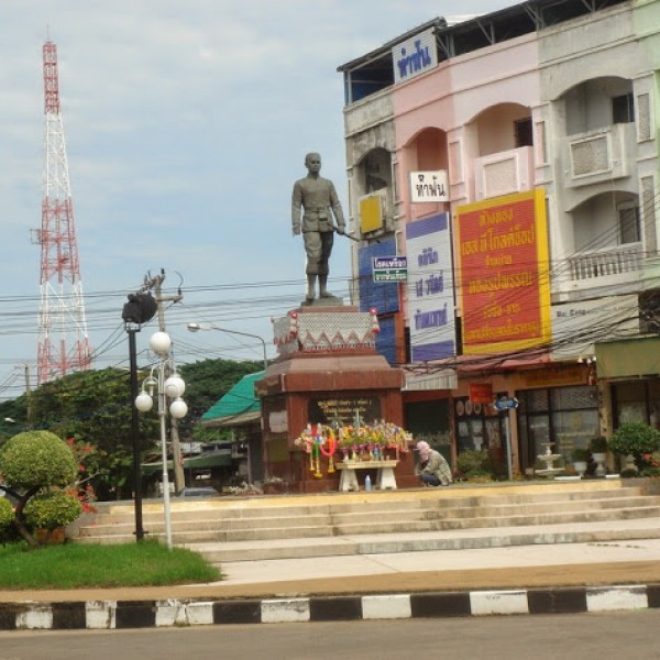 อนุสาวรีย์พระขัติยะวงษา (ทน)