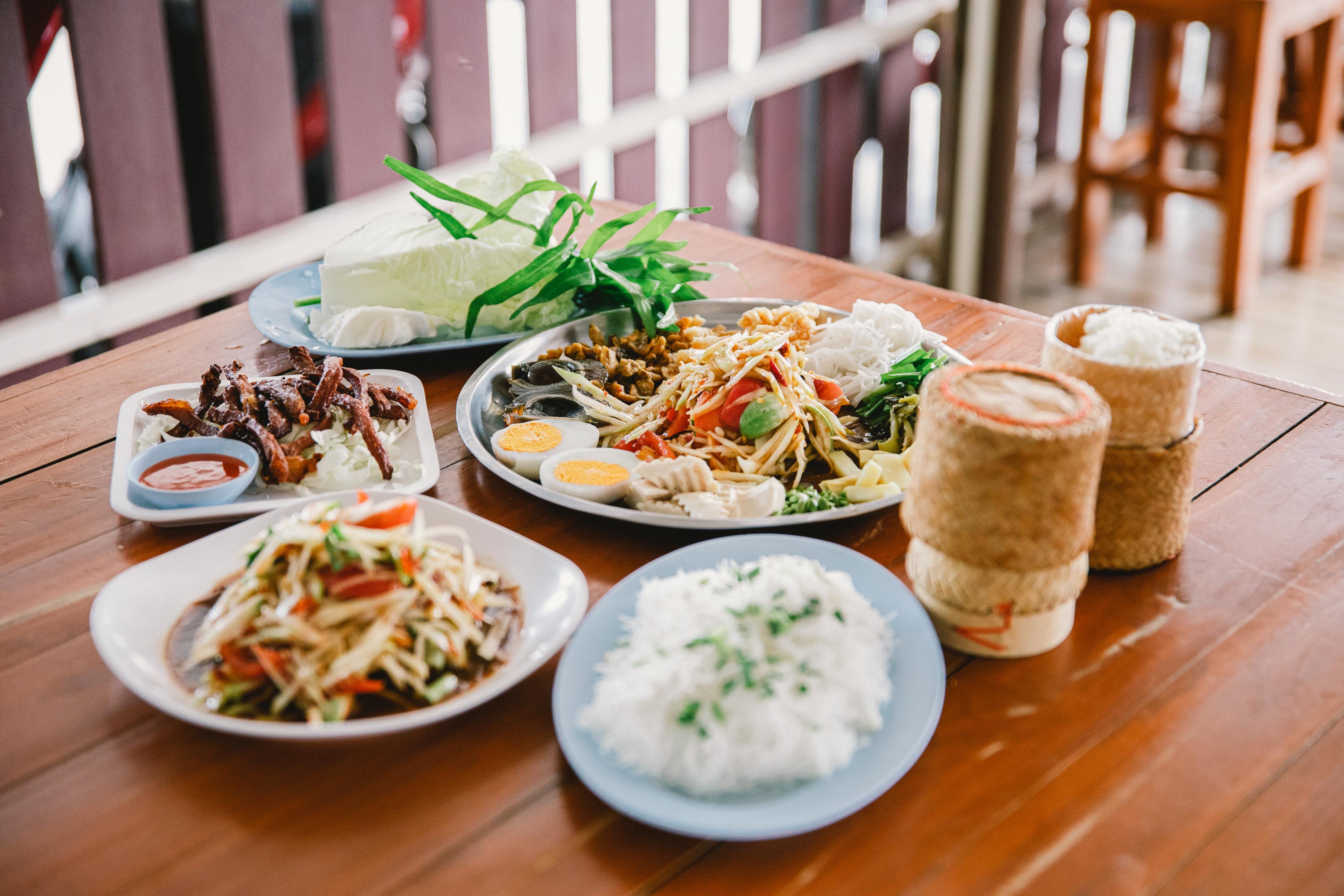 ร้านตำแหลก