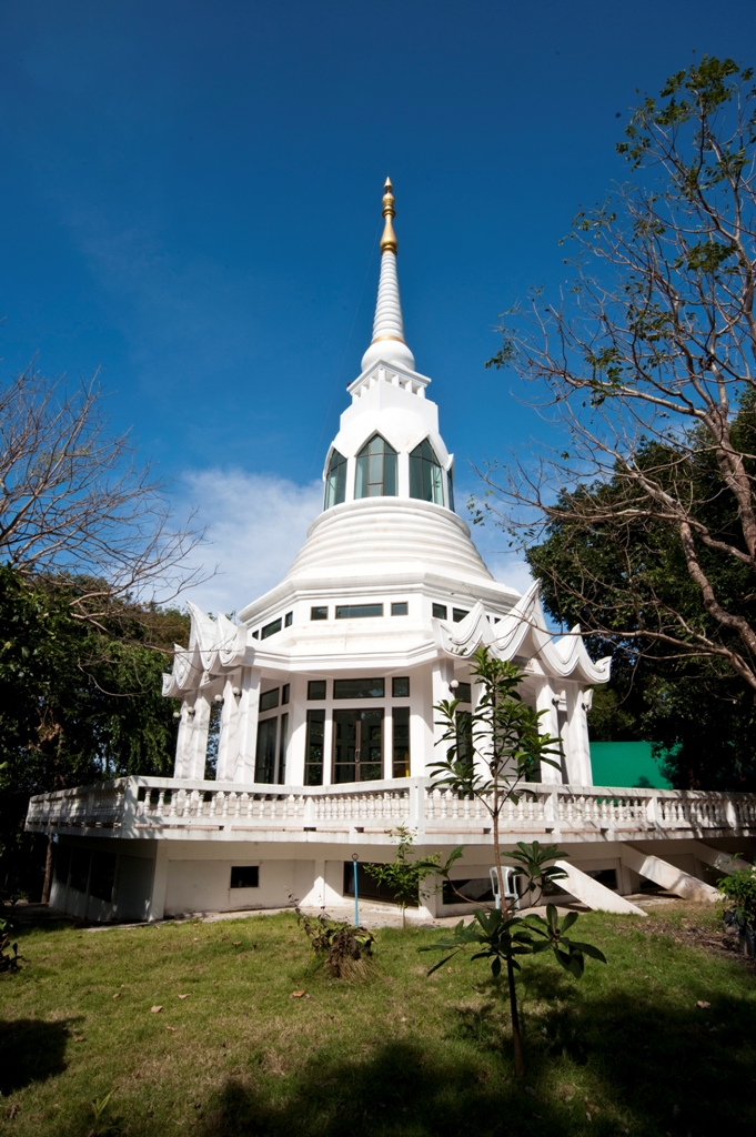 วัดเขาศาลาอตุลฐานะจาโร