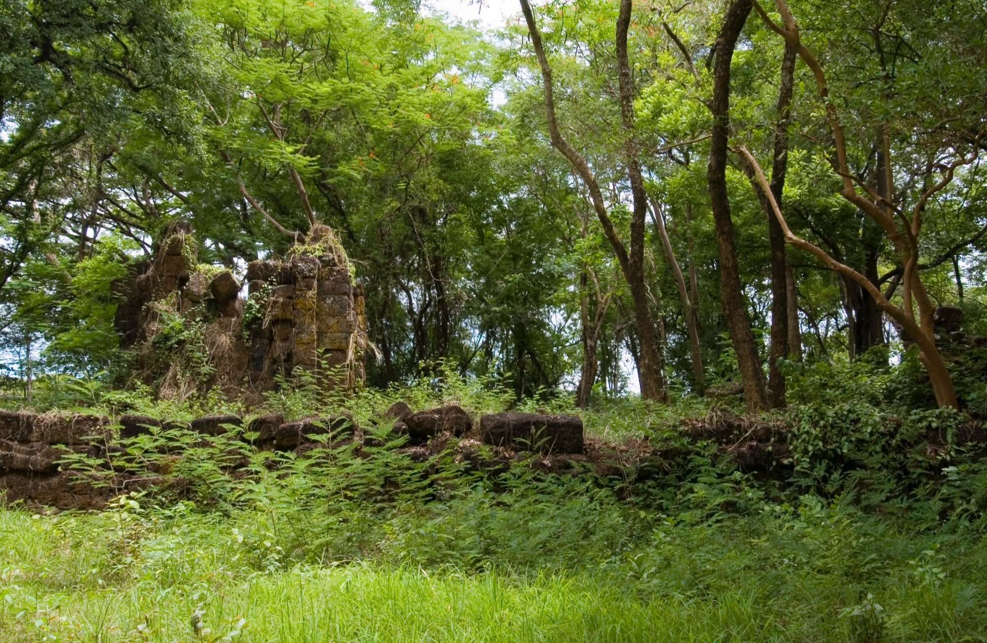 ปราสาทจอมพระ