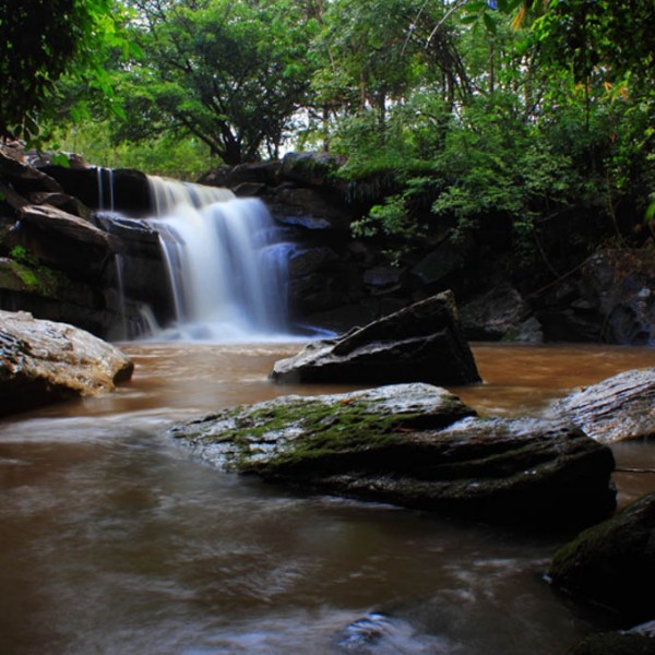 น้ำตกวังน้ำมอก