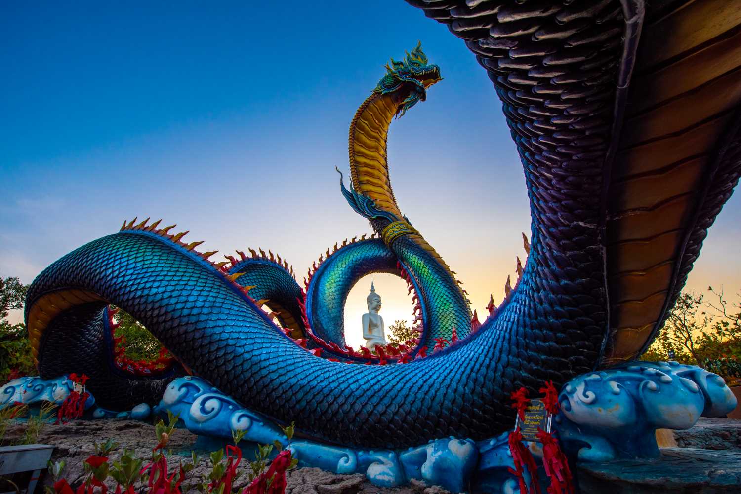 พญาศรีมุกดามหามุนีนีลปาลนาคราช