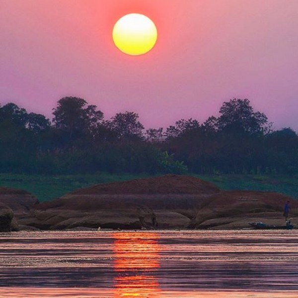 แก่งอาฮง