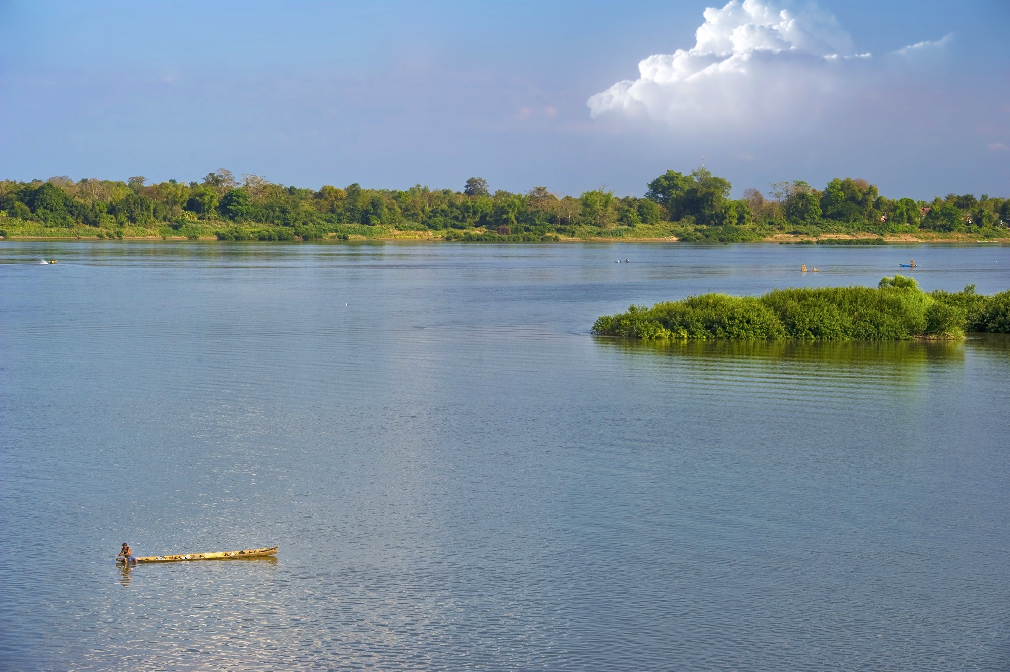 จุดชมวิวทิวทัศน์ริมโขง