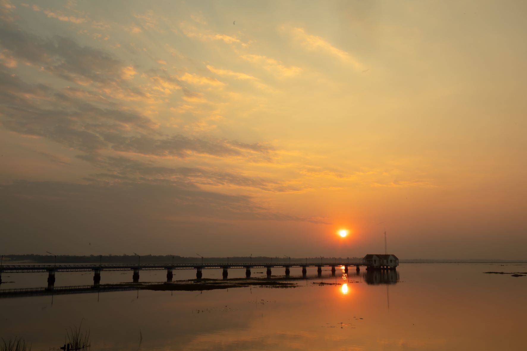 อ่างเก็บน้ำห้วยเสนง