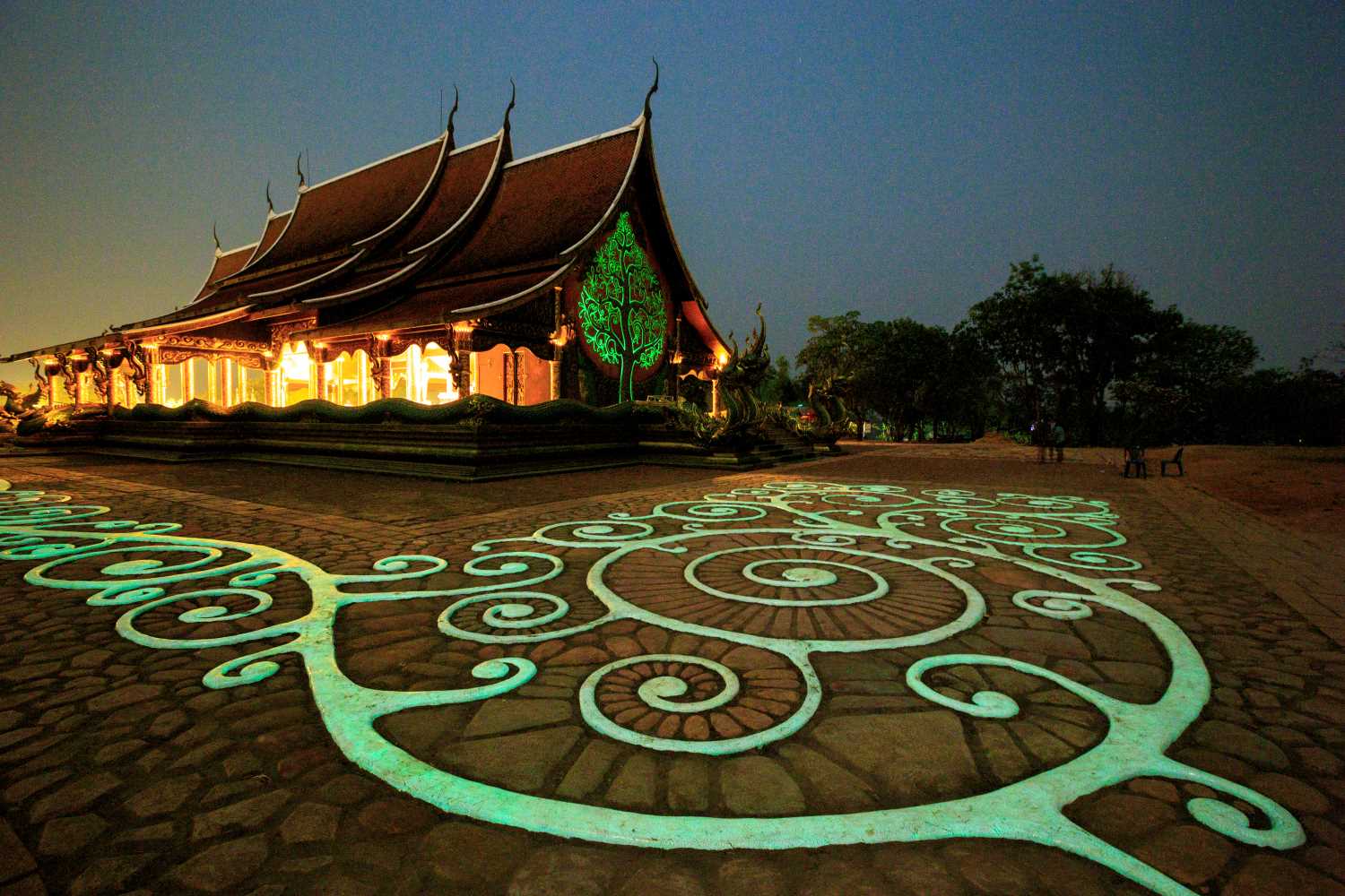 วัดสิรินธรวรารามภูพร้าว