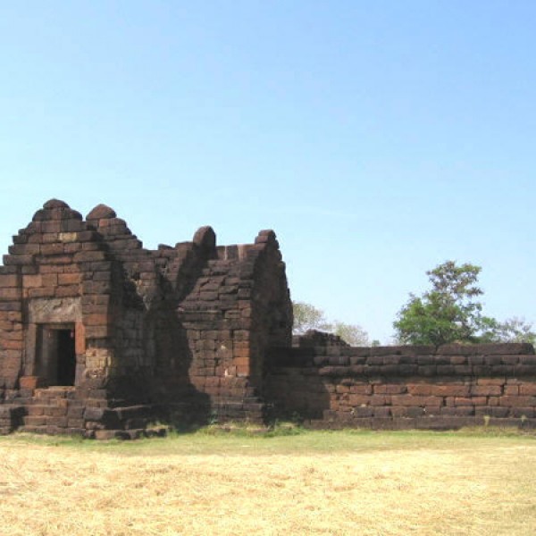 ปราสาทบ้านพันนา