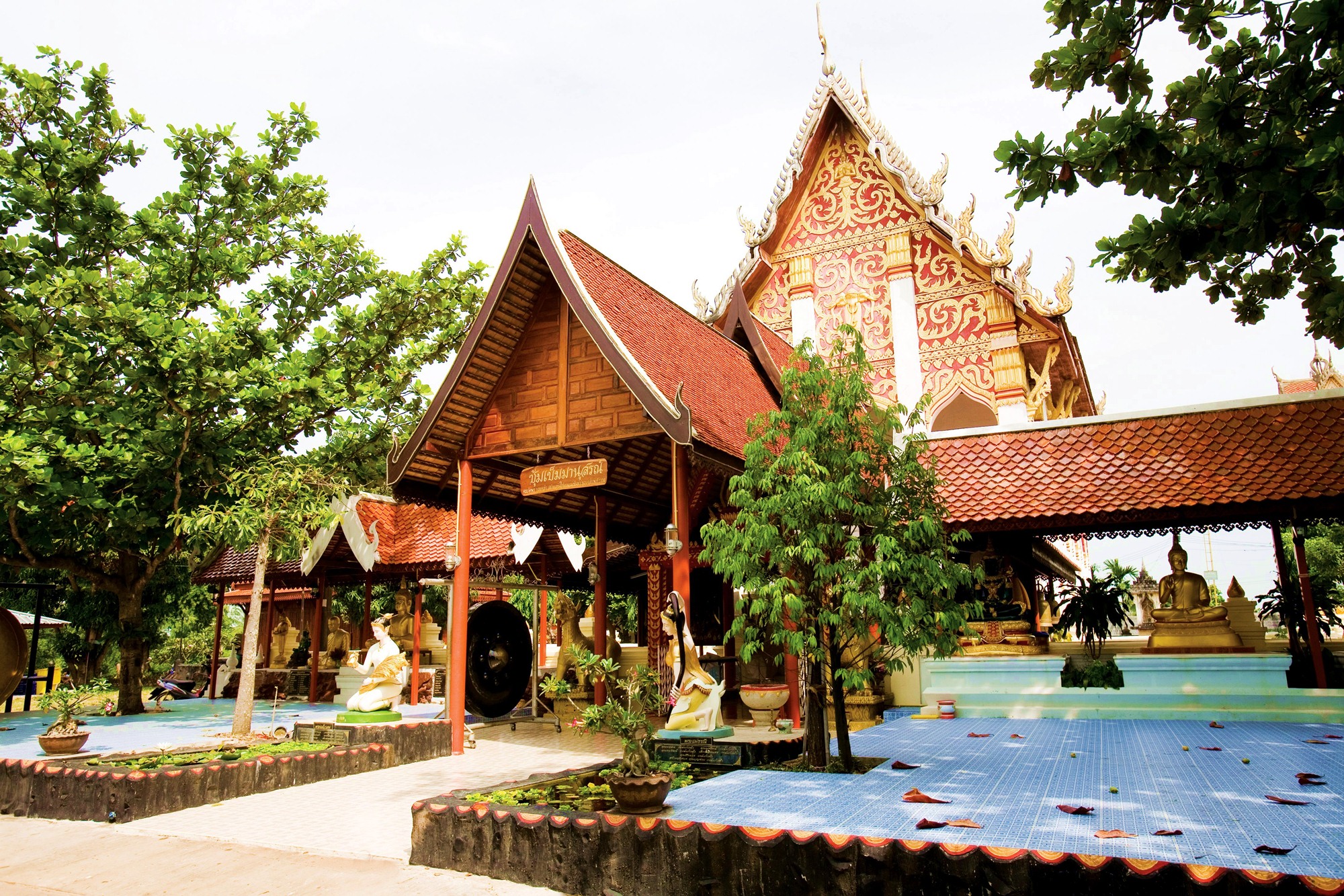 พระเจ้าใหญ่ลือชัย