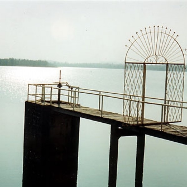 อ่างเก็บน้ำชลประทานห้วยขี้เหล็ก