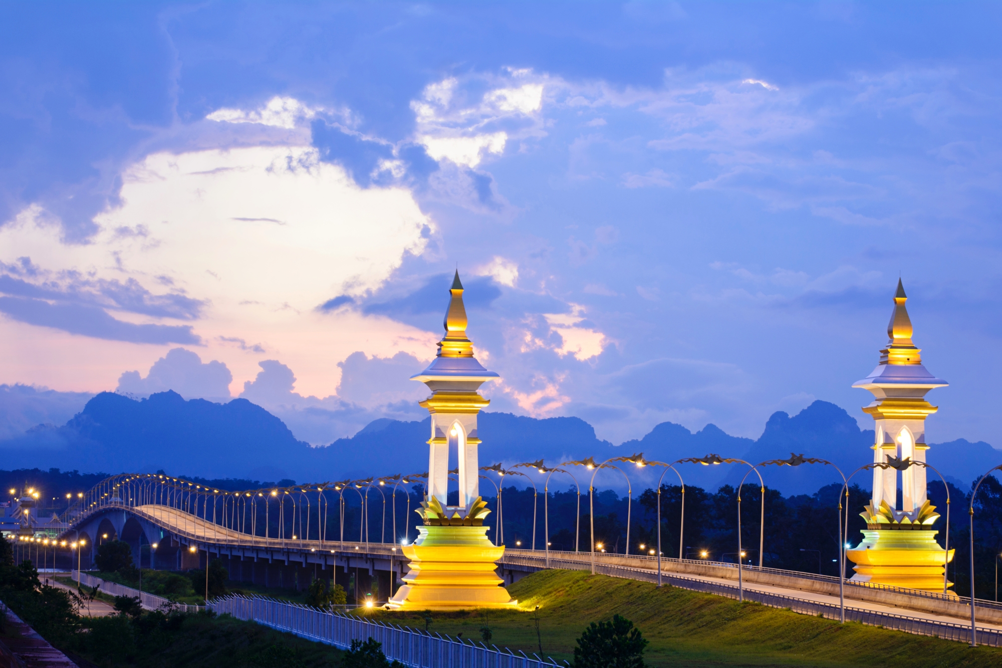 สะพานมิตรภาพ 3 (นครพนม-คำม่วน)