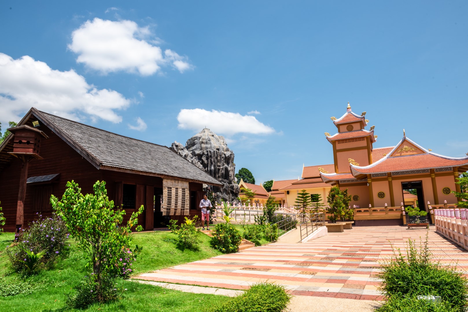 อนุสรณ์สถานประธานโฮจิมินห์