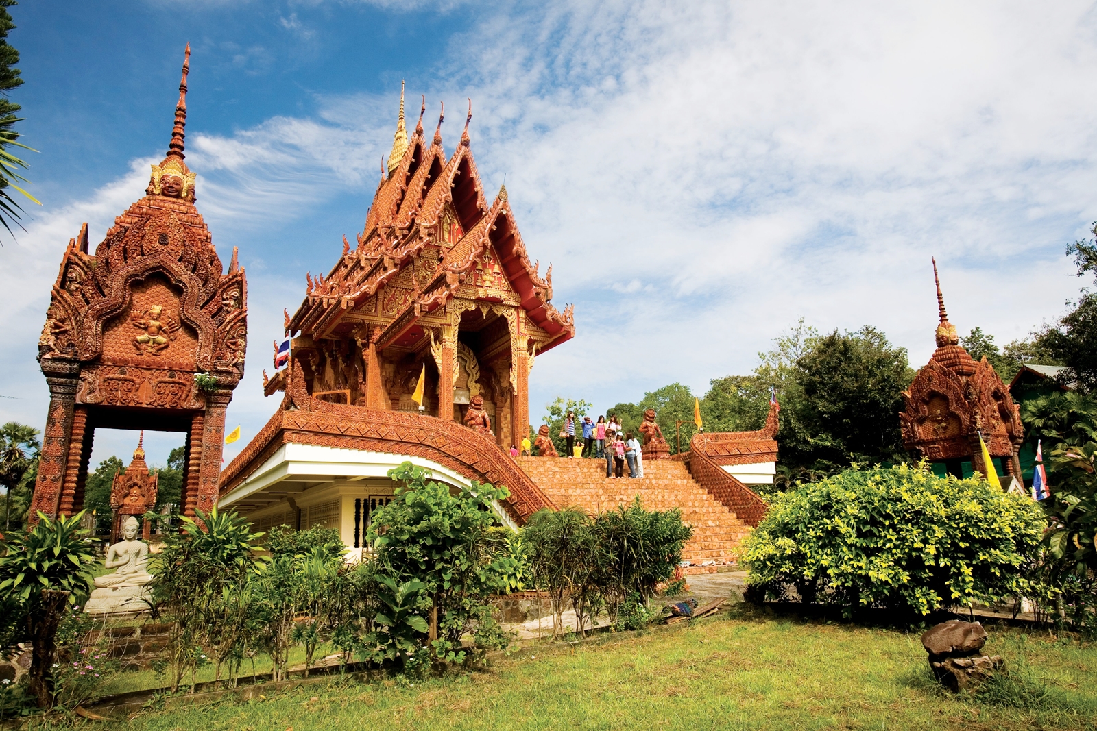 วัดภูเขาแก้ว