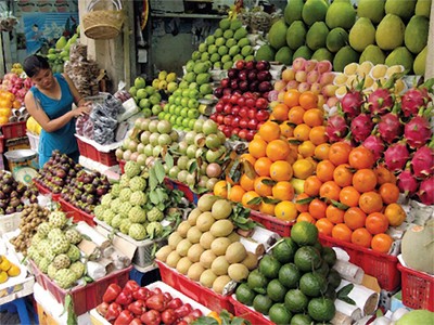 ตลาดผลไม้กลางดง