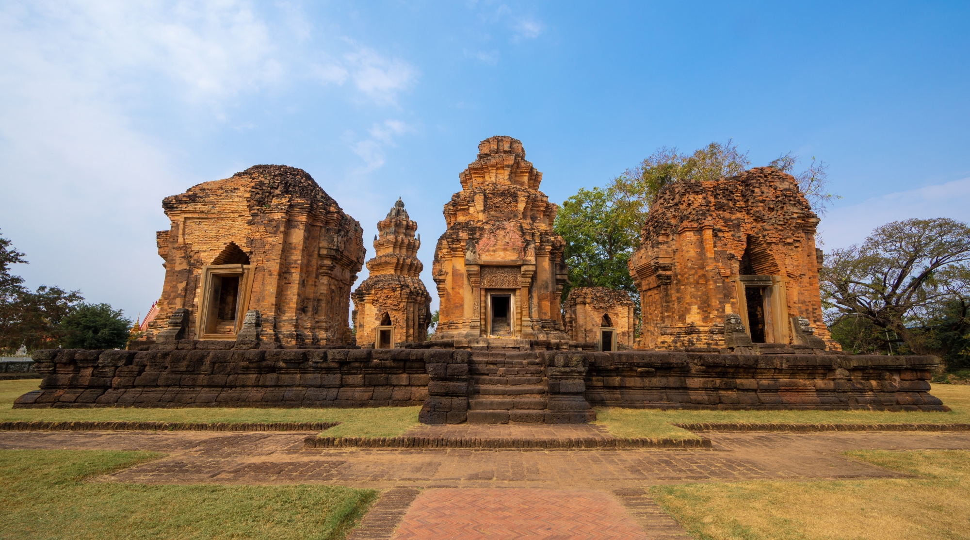 ปราสาทศีขรภูมิ