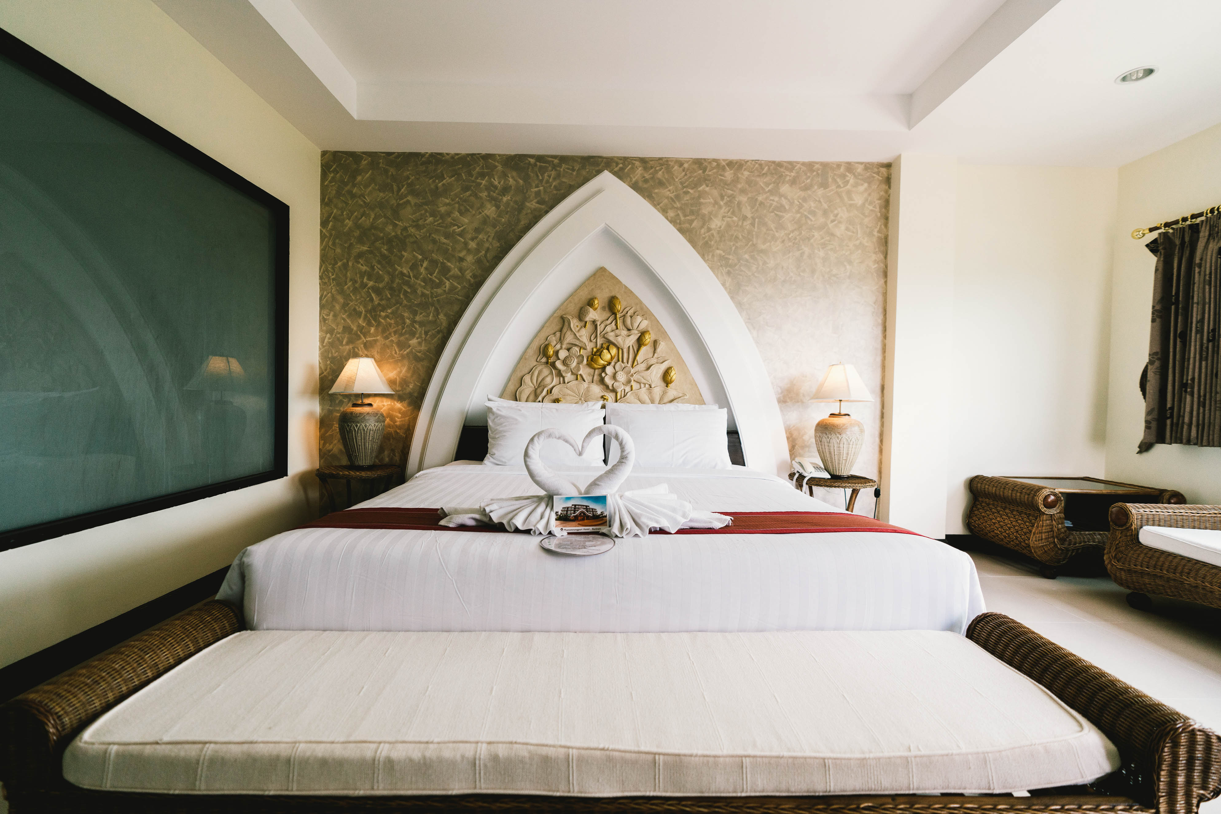 โรงแรมพนมรุ้งปุรี