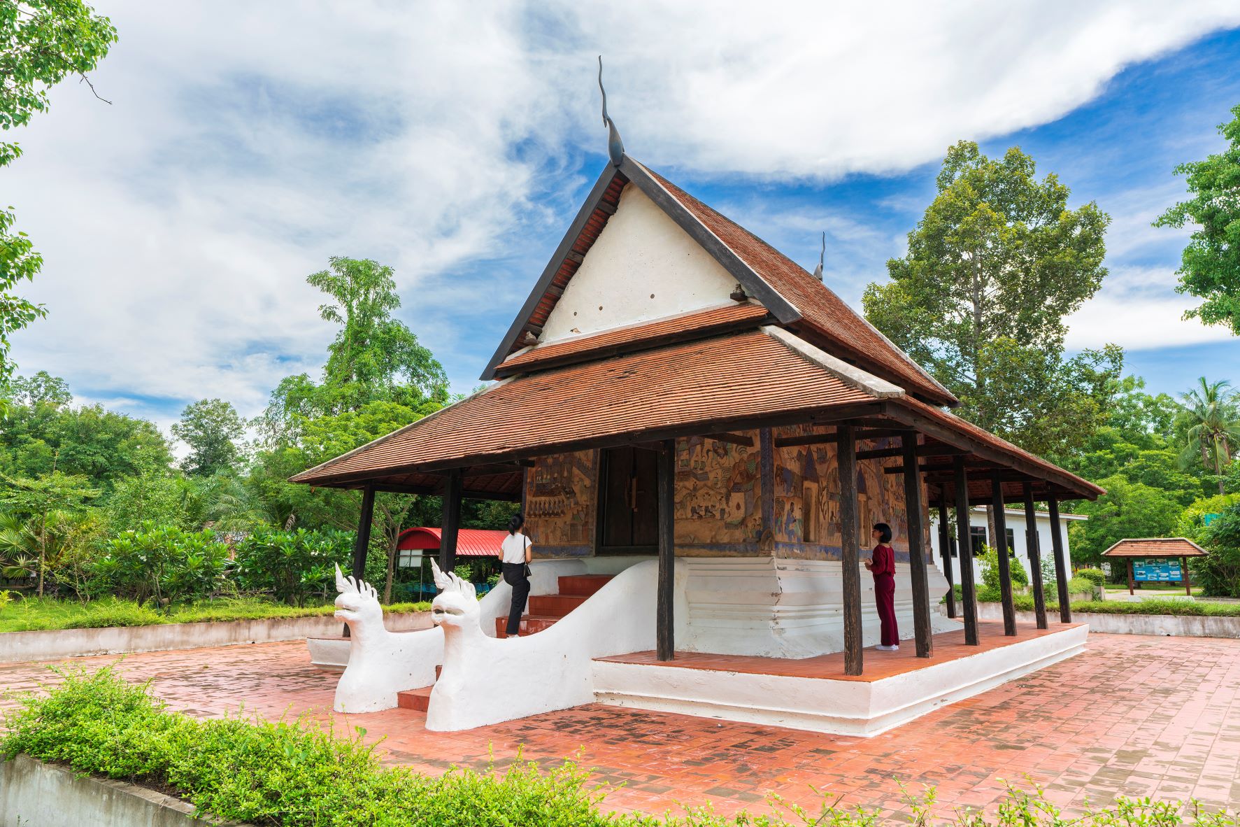 สิมวัดป่าเลไลย์